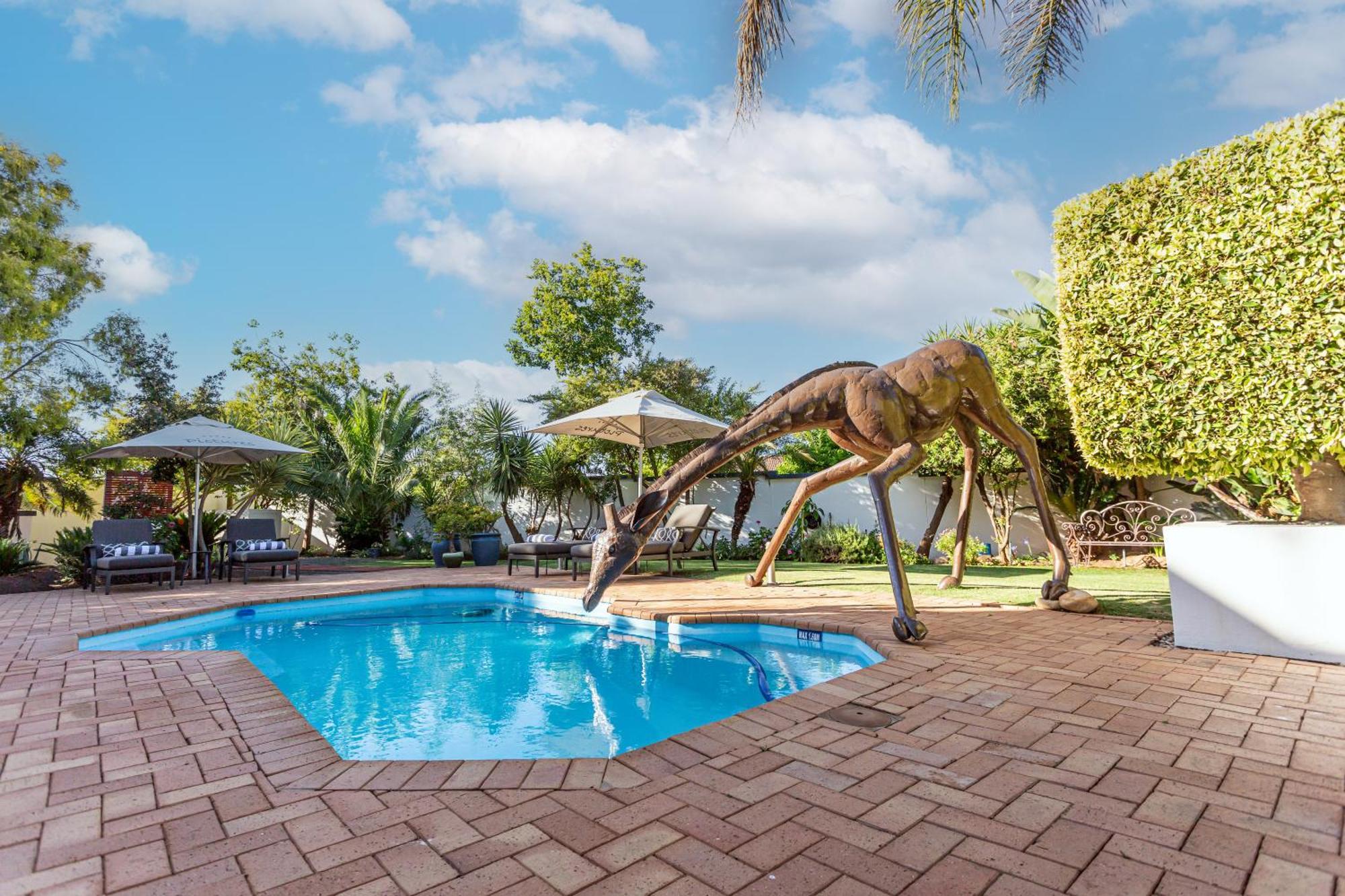 Pictures Guest House Boutique Hotel Oudtshoorn Exterior foto